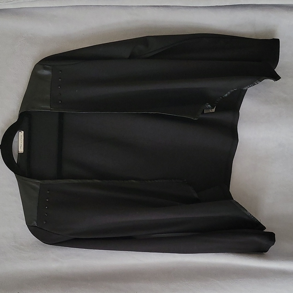 tea n rose Black Open Cardigan